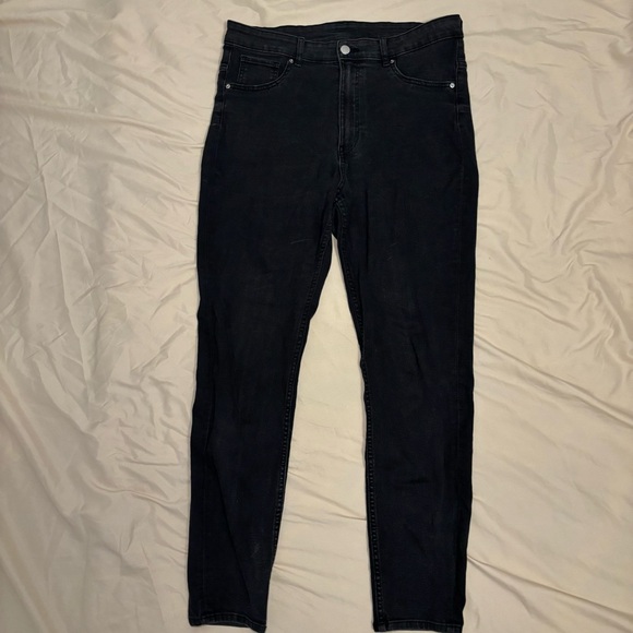 H&M Women’s Washed Out Black Curvy Jeggings Size 12 - Picture 1 of 6